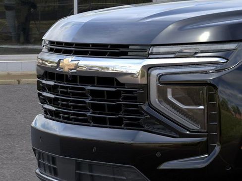 New 2026 Chevrolet Suburban LS image 20