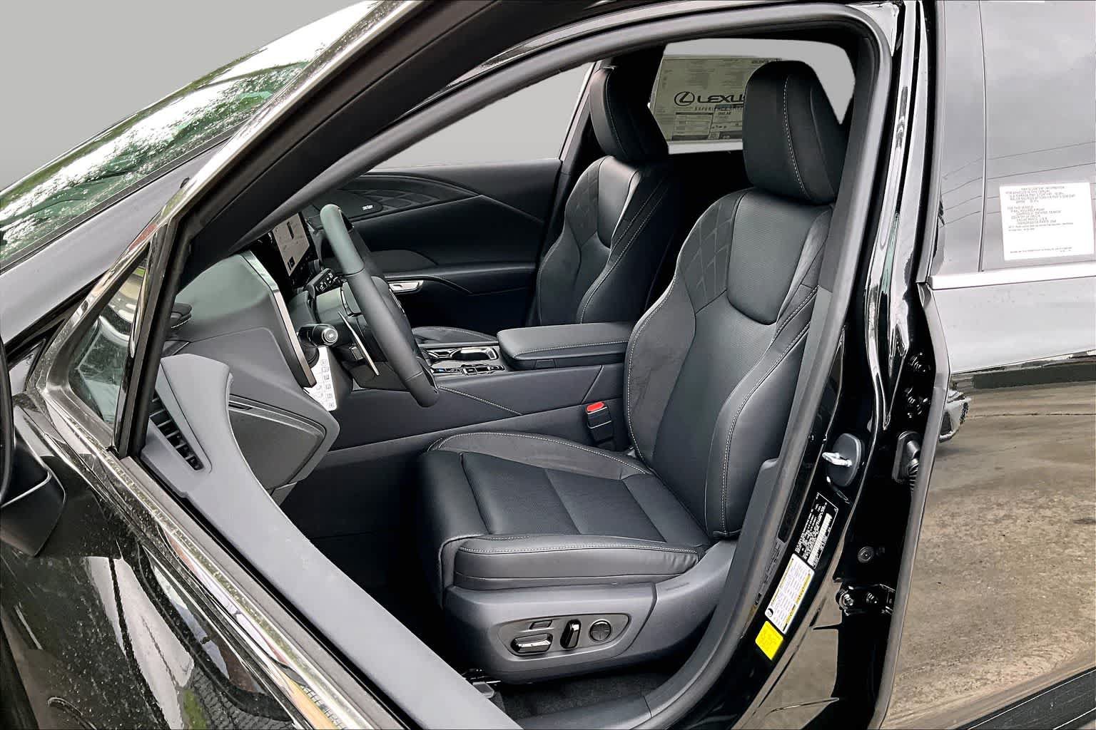 New 2026 Lexus RX 350 FWD w/ Convenience Package image 16