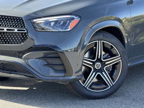 New 2026 Mercedes-Benz GLE 450 4MATIC image 3