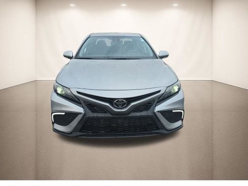 Used 2023 Toyota Camry SE w/ Convenience Package image 15