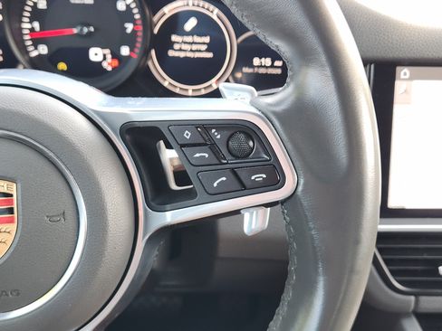 Used 2020 Porsche Cayenne AWD/4WD image 22