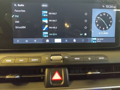 Used 2025 Kia K4 FWD image 25