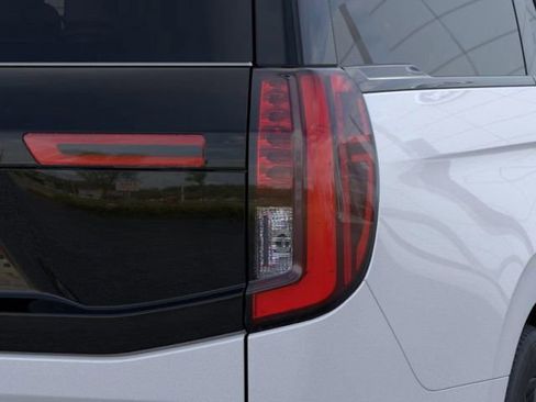 New 2025 Ford Expedition Max Platinum w/ Stealth Performance Package image 21