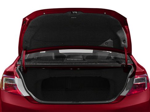 Used 2013 Toyota Camry SE w/ Convenience Pkg image 12