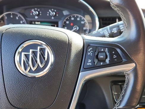 Used 2018 Buick Encore Preferred image 17