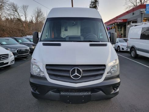 Used 2016 Mercedes-Benz Sprinter 2500 image 2
