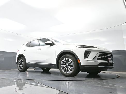 Used 2024 Buick Envision Preferred image 51