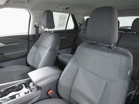 Used 2025 Ford Explorer Active image 12