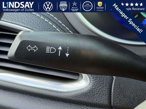 Used 2019 Chrysler Pacifica Limited w/ Advanced Safetytec Group image 22