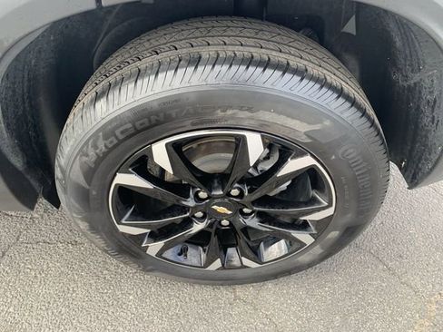 Certified 2023 Chevrolet TrailBlazer LT w/ Convenience Package AWD/4WD image 30
