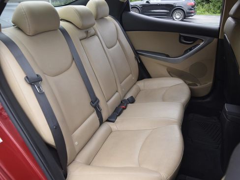 Used 2013 Hyundai Elantra Limited w/ Technology Pkg FWD image 10