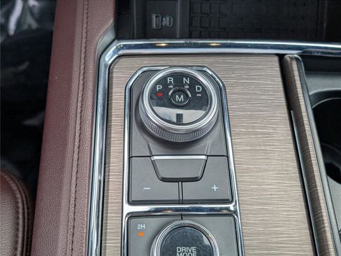 Used 2024 Ford Expedition Max Limited image 28