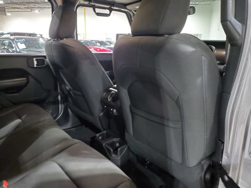 Used 2019 Jeep Wrangler Unlimited Sport AWD/4WD image 21