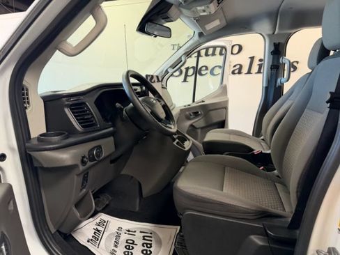 Used 2024 Ford Transit 350 XLT RWD image 10