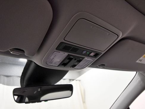 Certified 2023 Honda Odyssey Touring image 28
