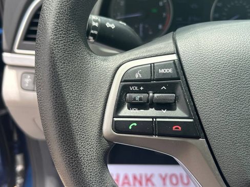 Used 2017 Hyundai Elantra SE FWD image 20