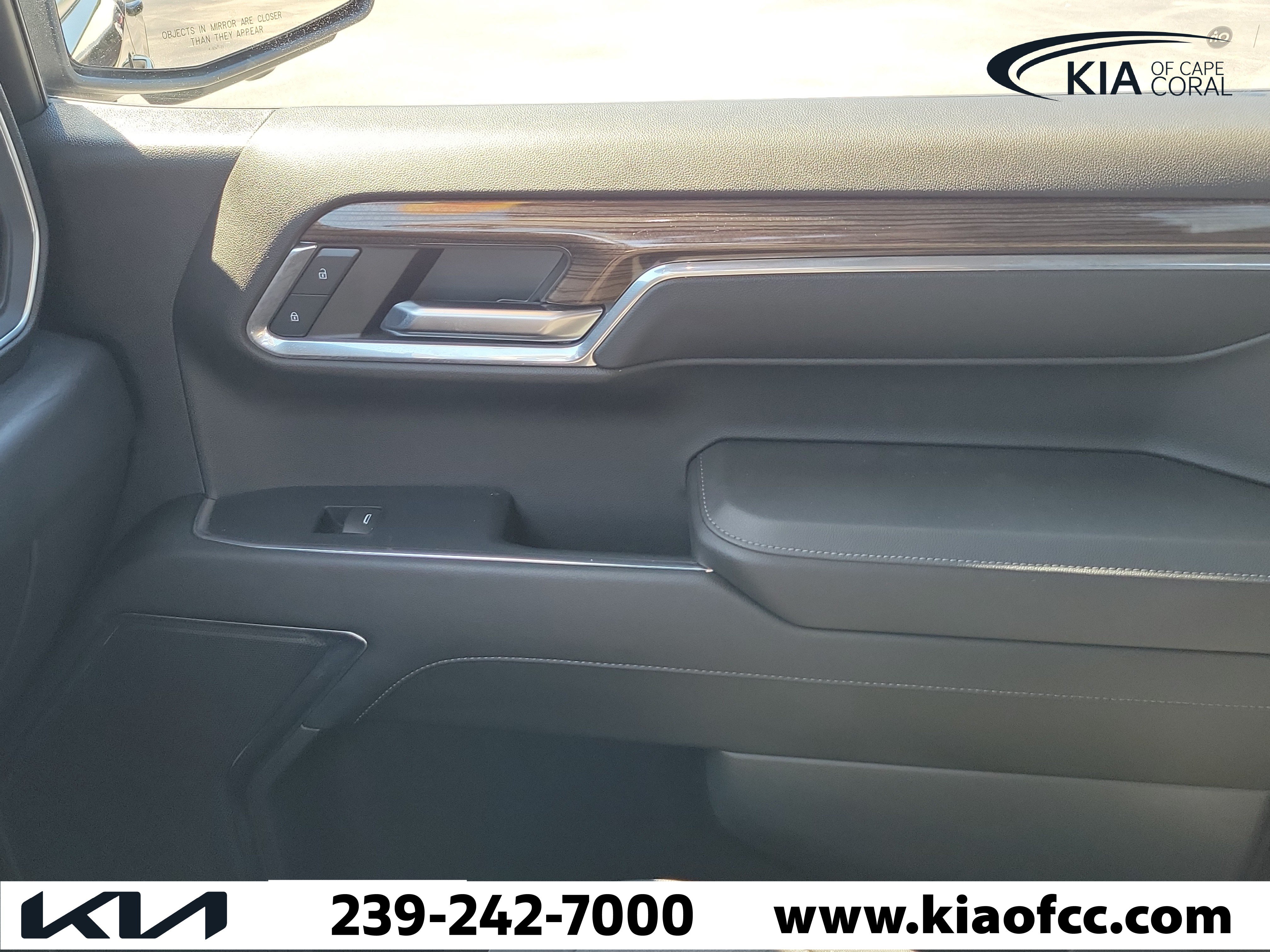 Used 2023 Chevrolet Silverado 1500 LT w/ Safety Package AWD/4WD image 28