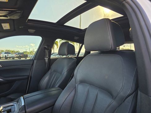 Used 2021 BMW X6 M50i w/ Executive Package image 22