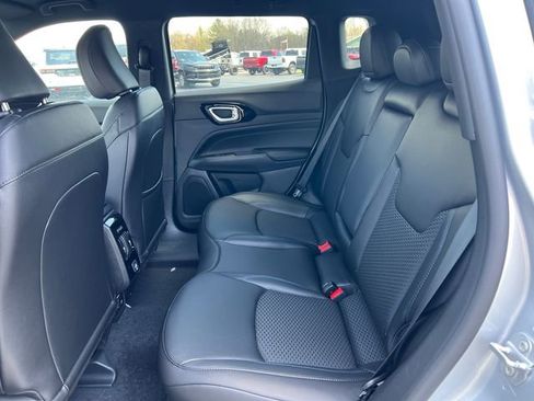 New 2026 Jeep Compass Latitude AWD/4WD image 5