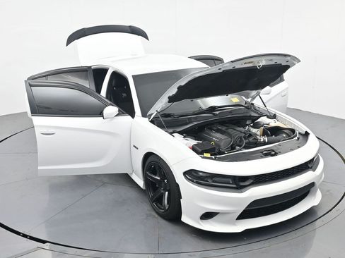 Used 2019 Dodge Charger Scat Pack RWD image 33