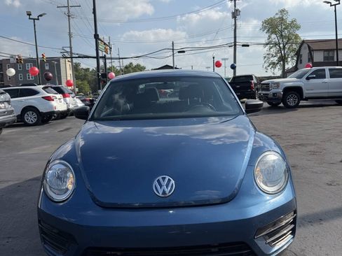 Used 2018 Volkswagen Beetle 2.0T S FWD image 2