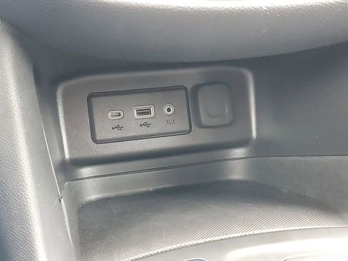 Used 2023 Chevrolet Equinox LT image 17