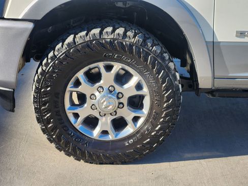 Used 2020 RAM 3500 Laramie image 11