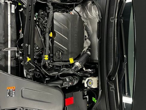 New 2026 Buick Envista Sport Touring FWD image 36