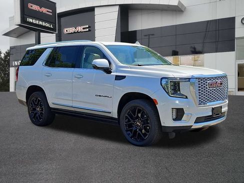 Used 2024 GMC Yukon Denali w/ Denali Reserve Package RWD image 34