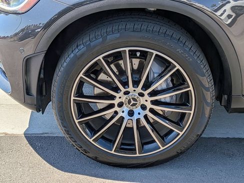 Used 2022 Mercedes-Benz GLC 300 image 29