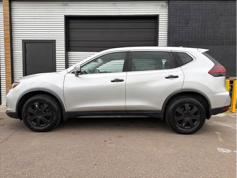 Used 2020 Nissan Rogue S image 7