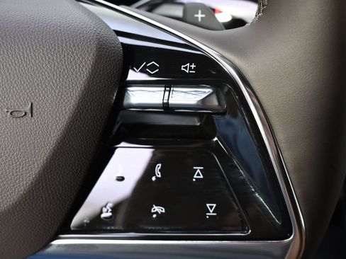 New 2026 Cadillac Escalade Luxury w/ Touring Package AWD/4WD image 35