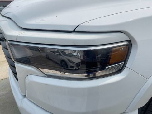 Used 2025 RAM 1500 Laramie w/ Sport Appearance Package AWD/4WD image 9