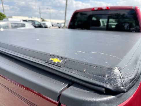 Used 2018 Chevrolet Silverado 1500 LTZ Z71 AWD/4WD image 9