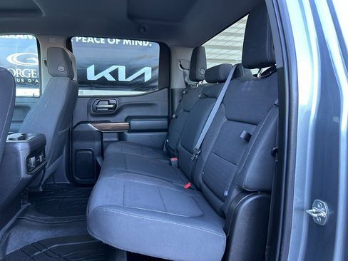 Used 2019 Chevrolet Silverado 1500 LT Trail Boss AWD/4WD image 13