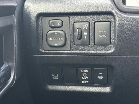 Used 2024 Toyota 4Runner TRD Off-Road Premium image 28