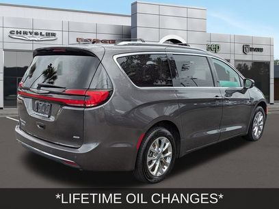 Used 2021 Chrysler Pacifica Touring-L