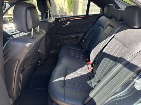 Used 2011 Mercedes-Benz E 350 BlueTEC Sedan image 31