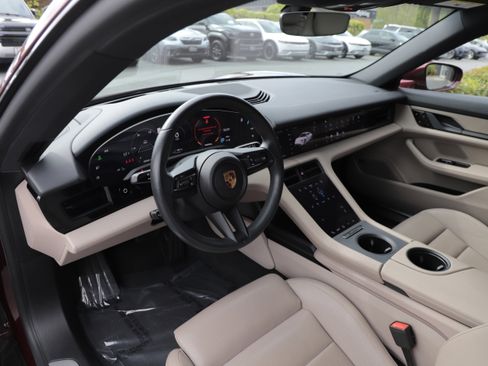 Used 2021 Porsche Taycan 4S AWD/4WD image 17