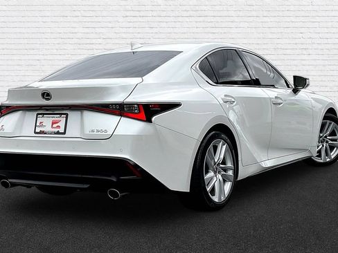 Used 2024 Lexus IS 300 w/ Comfort Package RWD image 6