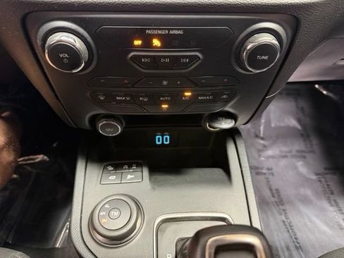Used 2021 Ford Ranger XLT w/ Equipment Group 301A Mid AWD/4WD image 34