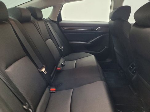 Used 2018 Honda Accord EX image 19