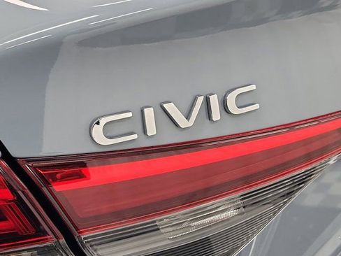Used 2024 Honda Civic Sport image 7