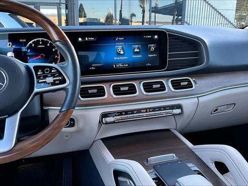 Used 2020 Mercedes-Benz GLE 450 4MATIC image 12