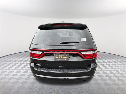 Used 2025 Dodge Durango GT w/ Blacktop Package image 6
