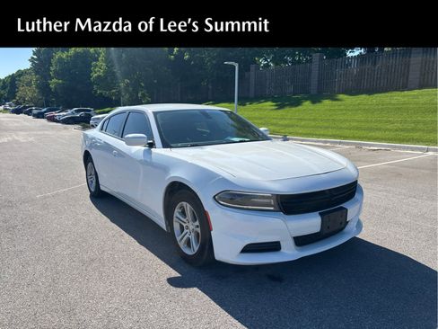 Used 2015 Dodge Charger SE w/ Popular Equipment Group RWD image 1
