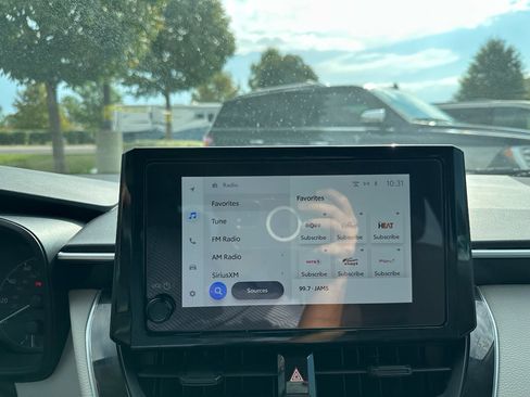 Used 2024 Toyota Corolla LE image 11