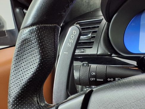 Used 2017 Maserati GranTurismo Sport image 28