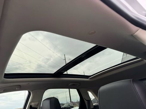 Used 2019 Cadillac XT5 Premium Luxury image 19