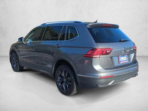 Used 2022 Volkswagen Tiguan SE image 8